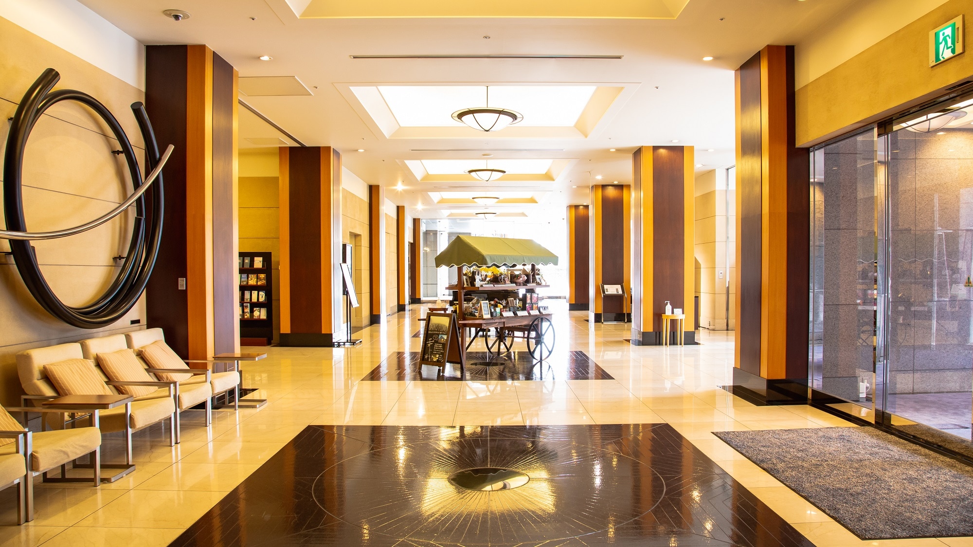 Hotel 1F Lobby