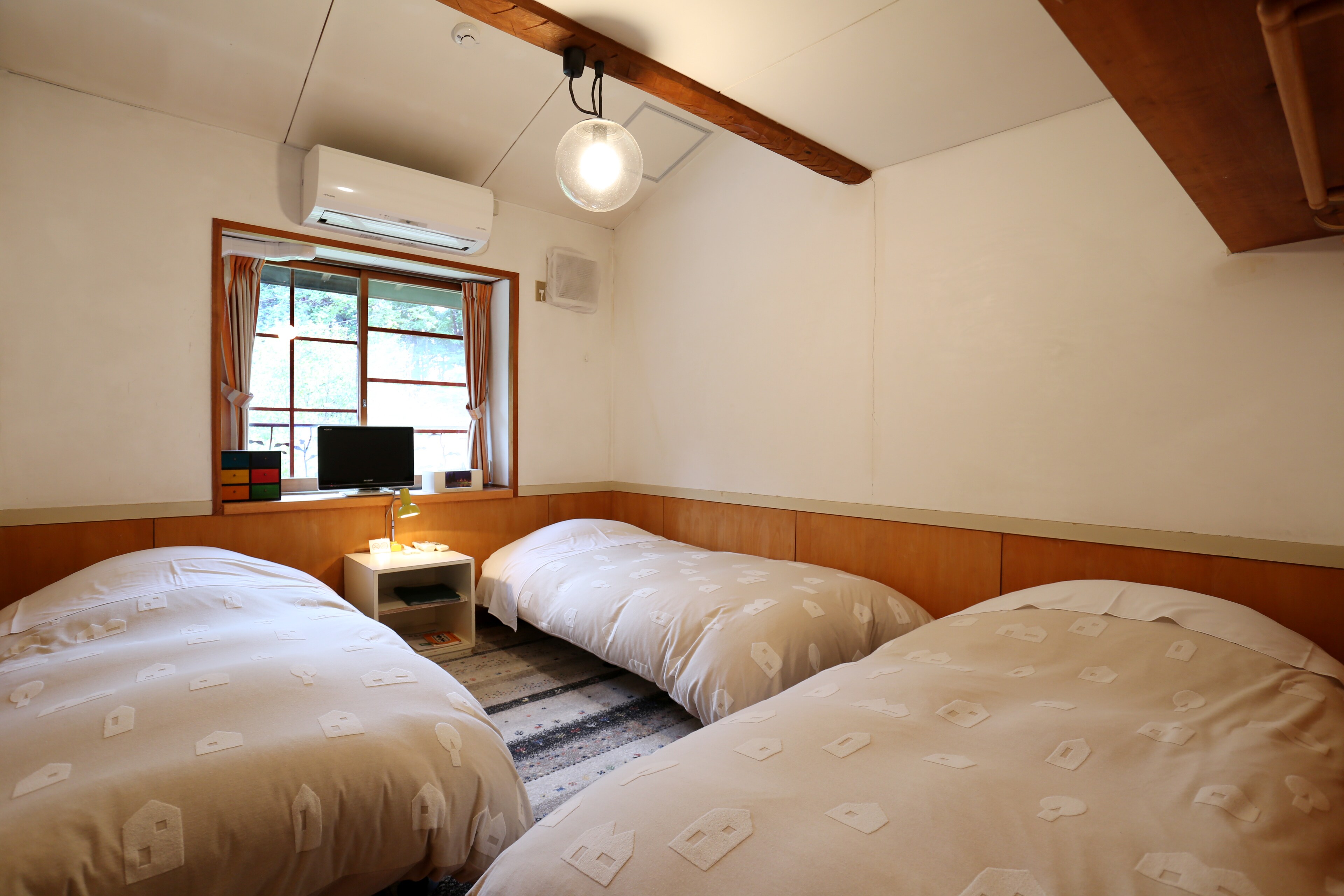 ห้องสวีทสำหรับ 4 ท่าน ห้องนอน 3 เตียง