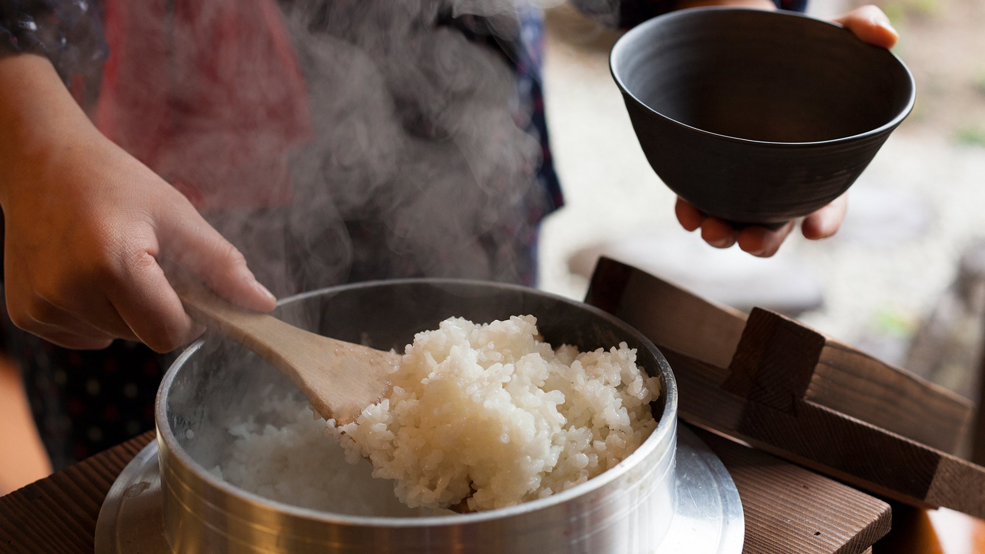 Breakfast: Rice cooked in a pot / Example