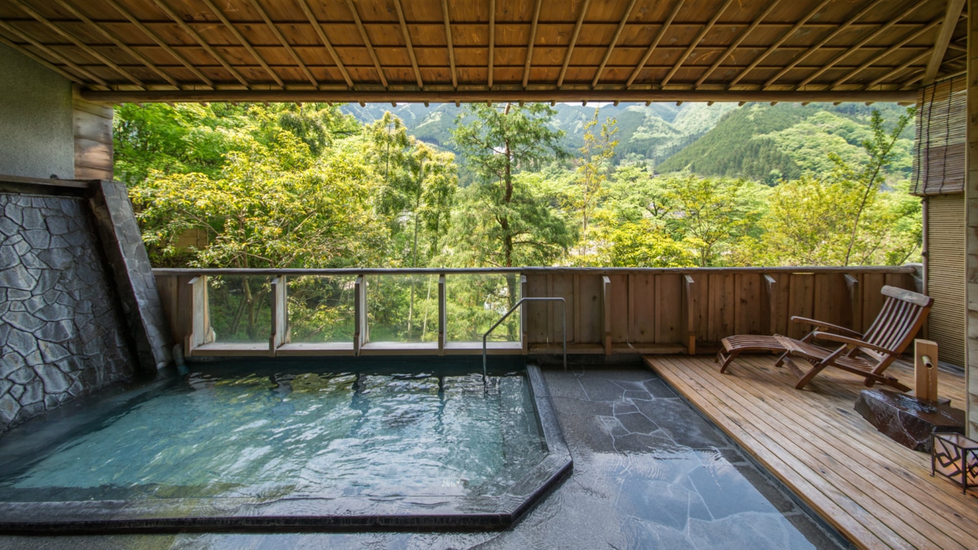 Open-air bath (for men) [Daytime image]