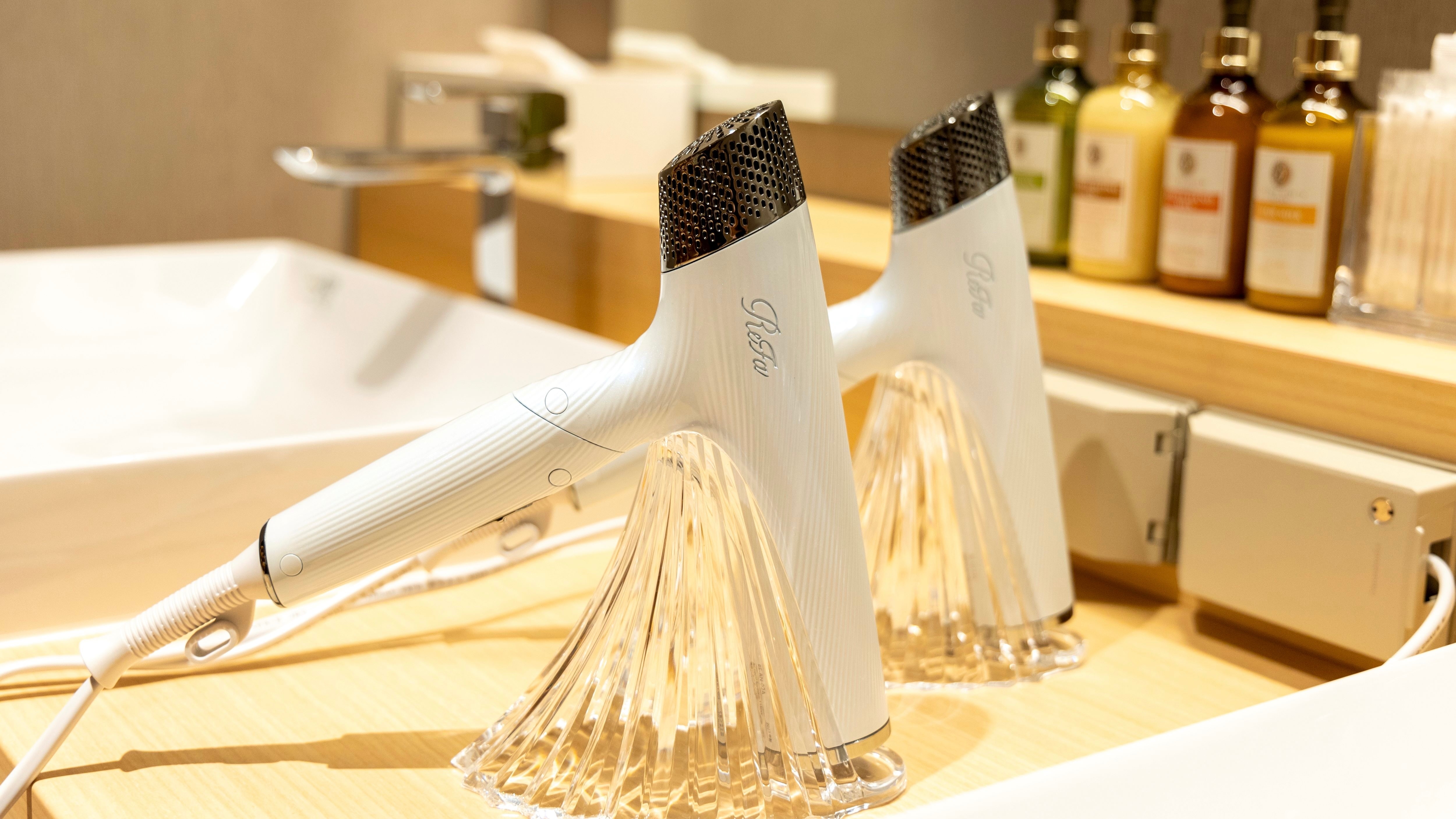 Bathroom amenities