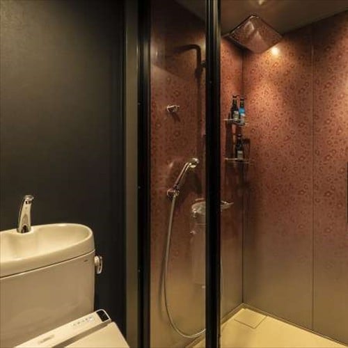 [Non-smoking] Hollywood Twin Room (Bathroom)
