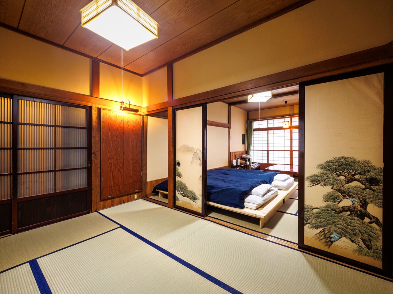 Phòng phụ kiểu Nhật 8 chiếu tatami + (2 giường) có nhà vệ sinh