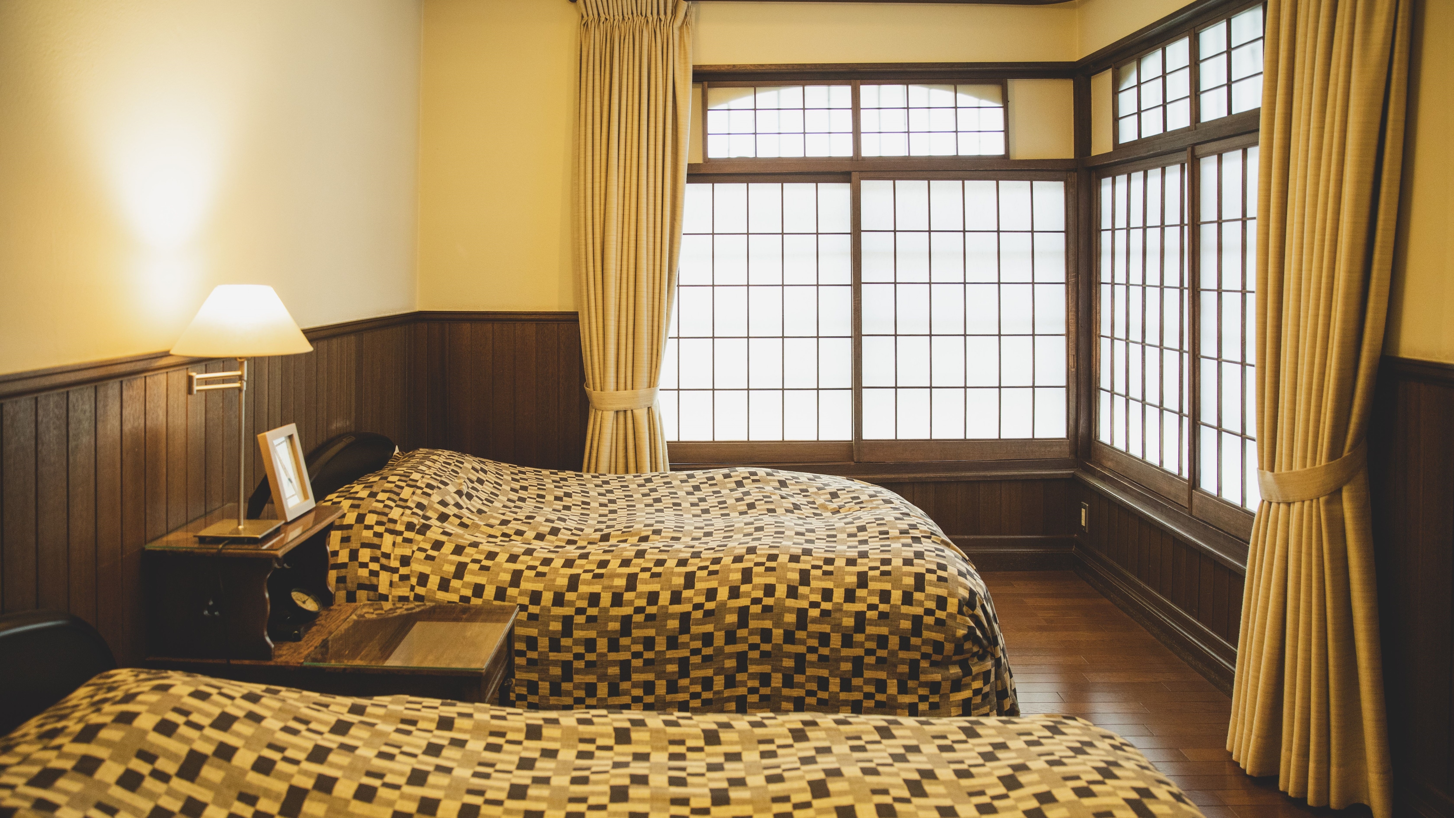 Suite twin bedroom