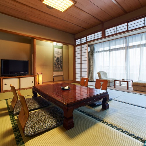 [Japanese-style room / example] Please spend a relaxing time in Yamaga in a calm Japanese-style room.