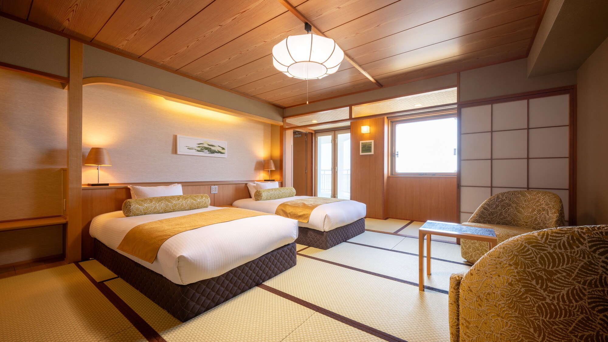 Ocean-facing Japanese-style premium connecting room