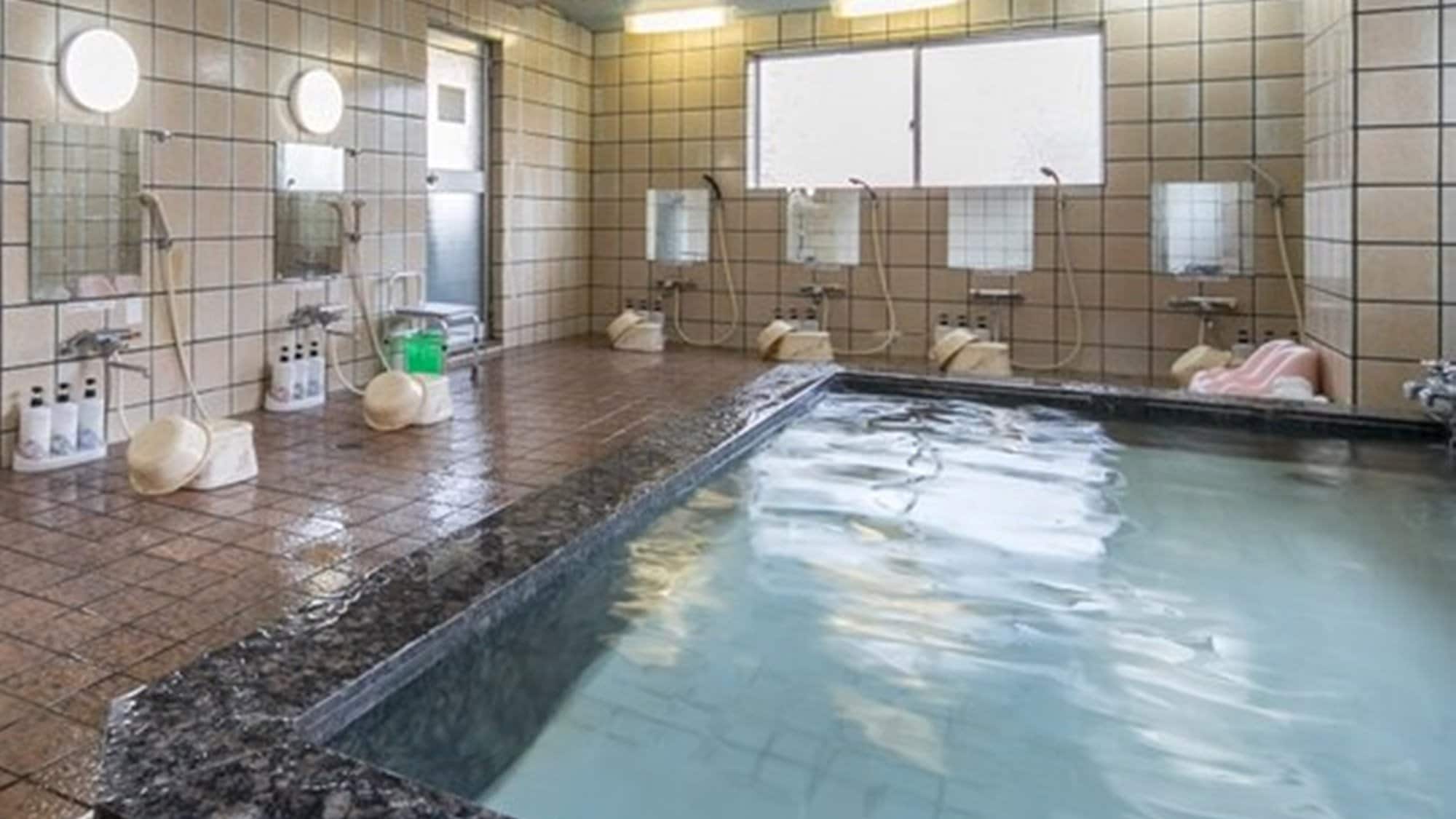 <Bath> Women's large bath/Relax and soothe your fatigue.