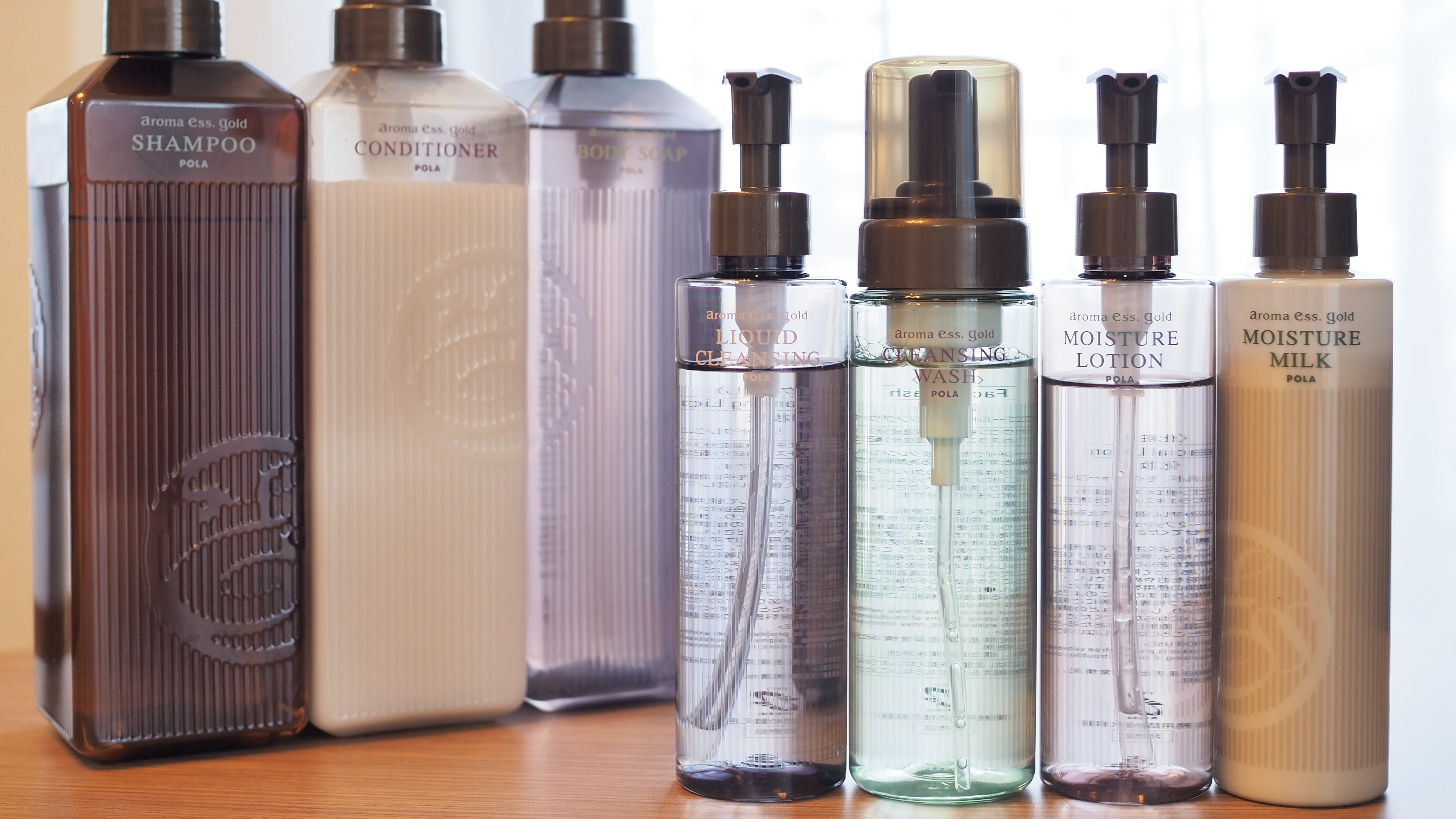 POLA Aroma Esse series amenities