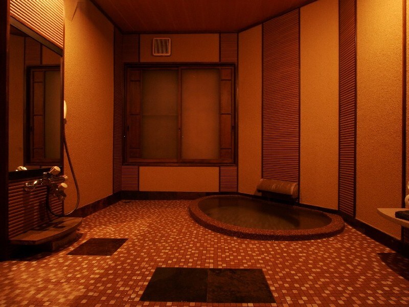 Private indoor bath