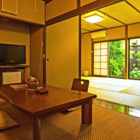 Cypress room