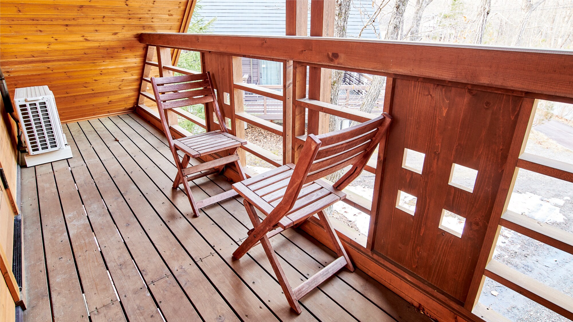 [Dog Villa Log Suite] Terrace