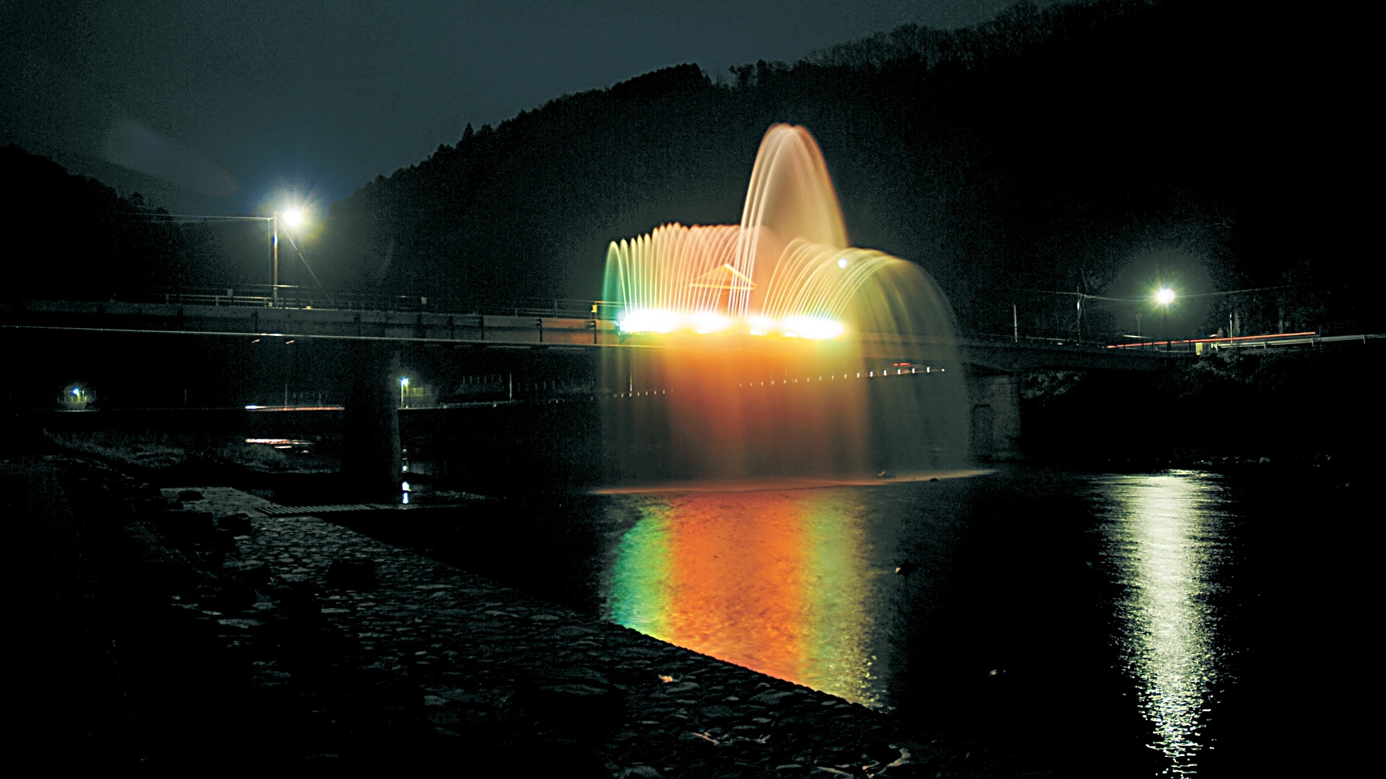 ■Yugo Onsen Yuragi Bridge
