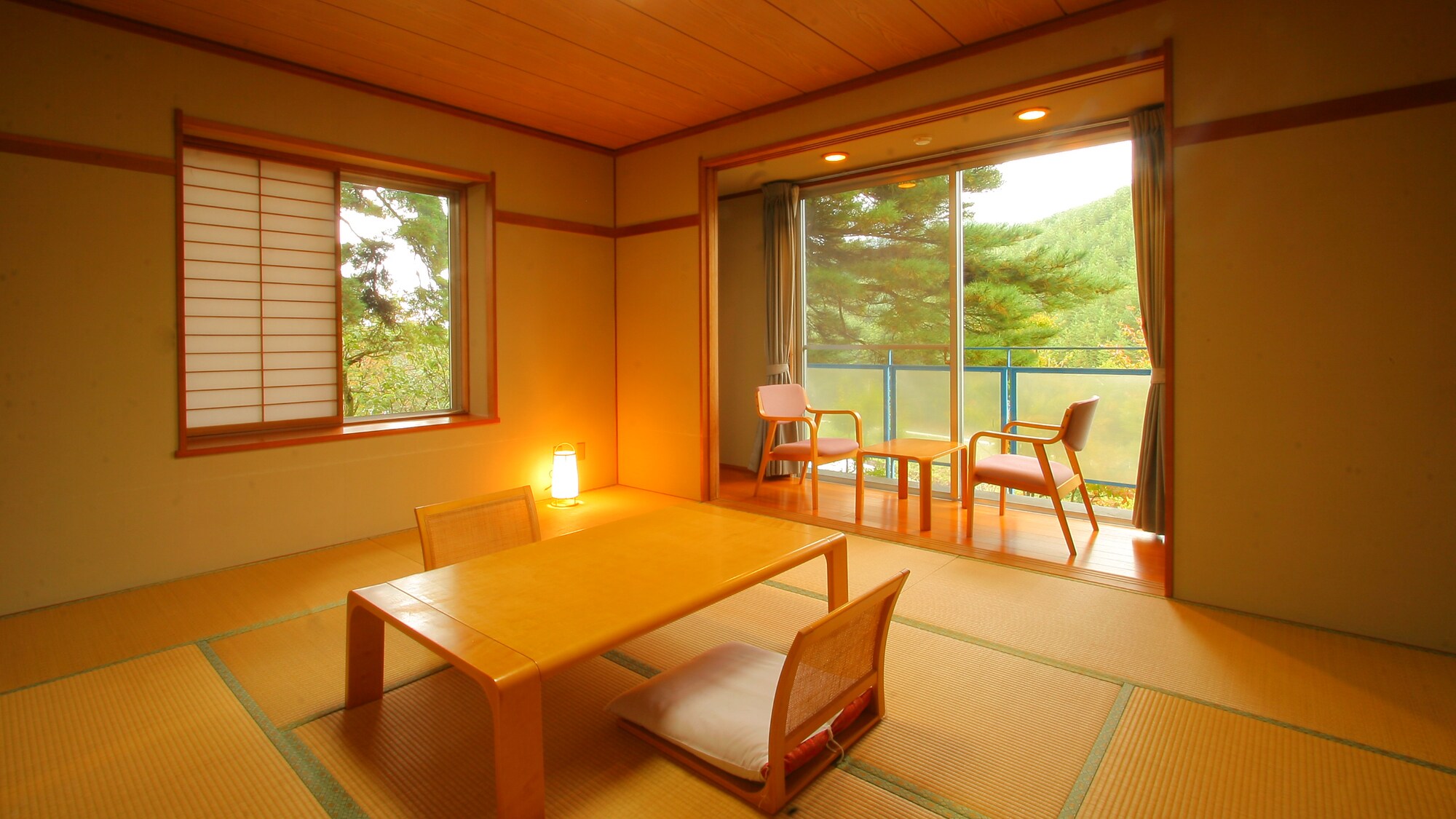 Japanese-style room (10 tatami mats)