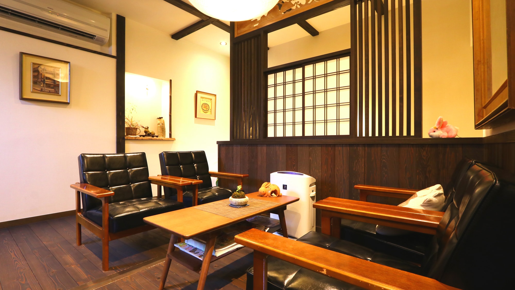 [Lobby] Take a break while checking tourist information