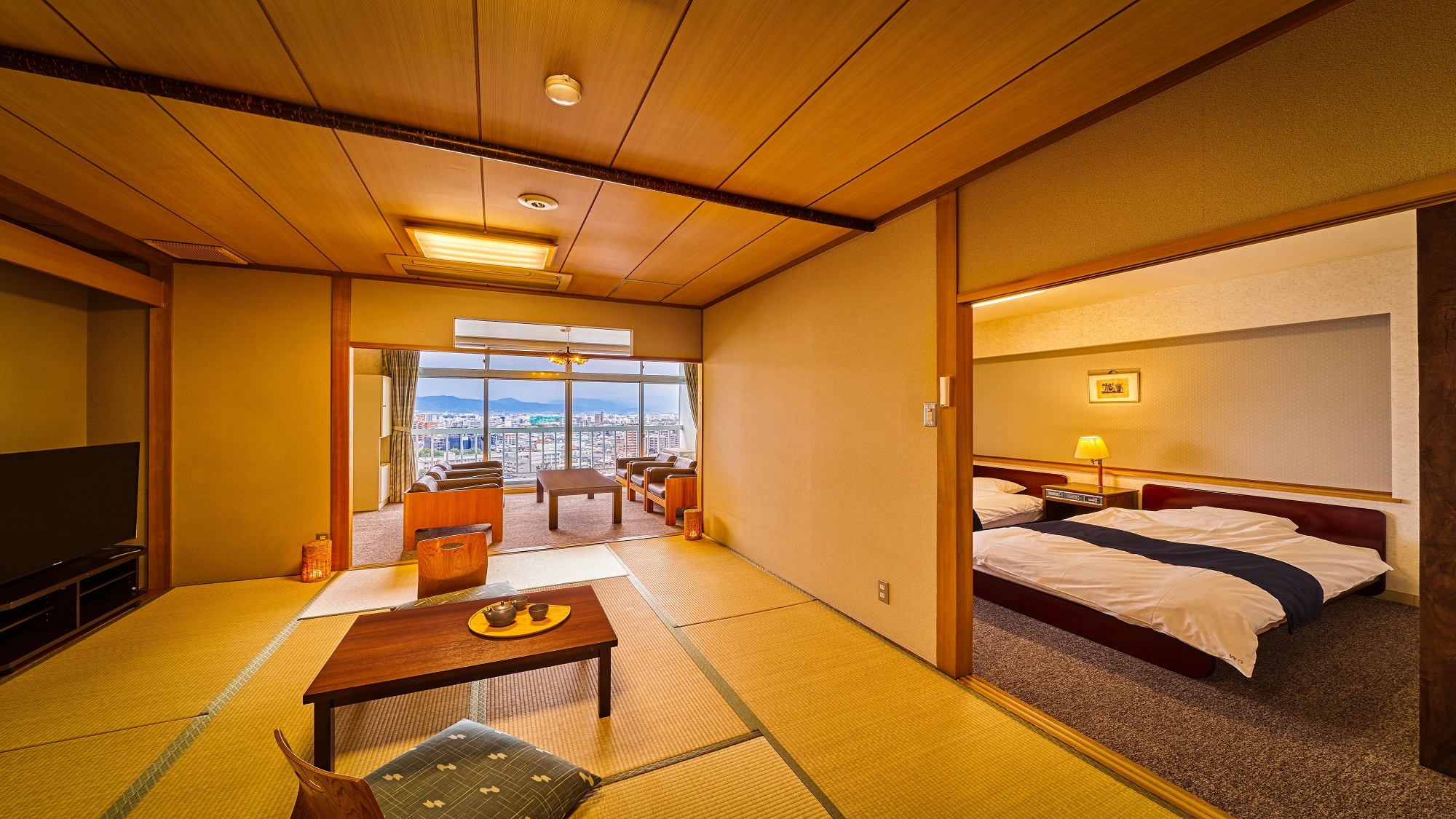 Superior Japanese-Western Room