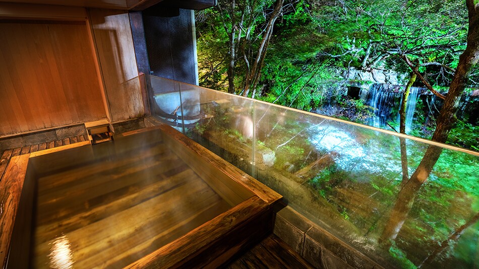 ■ 姊妹樓“原瀧”的私人浴室 ■ 從酒店步行3分鐘的“原瀧”的私人浴室也可以使用。