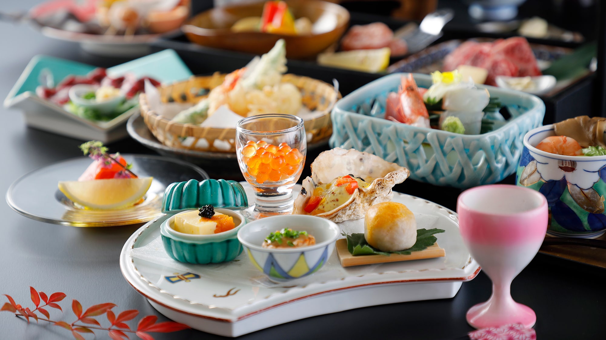 [Dinner] Koshu specialty: carefully selected horse sashimi and domestic black beef teppanyaki course