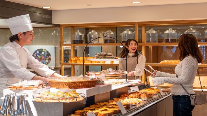 Bakery & Cafe Komorebi Table