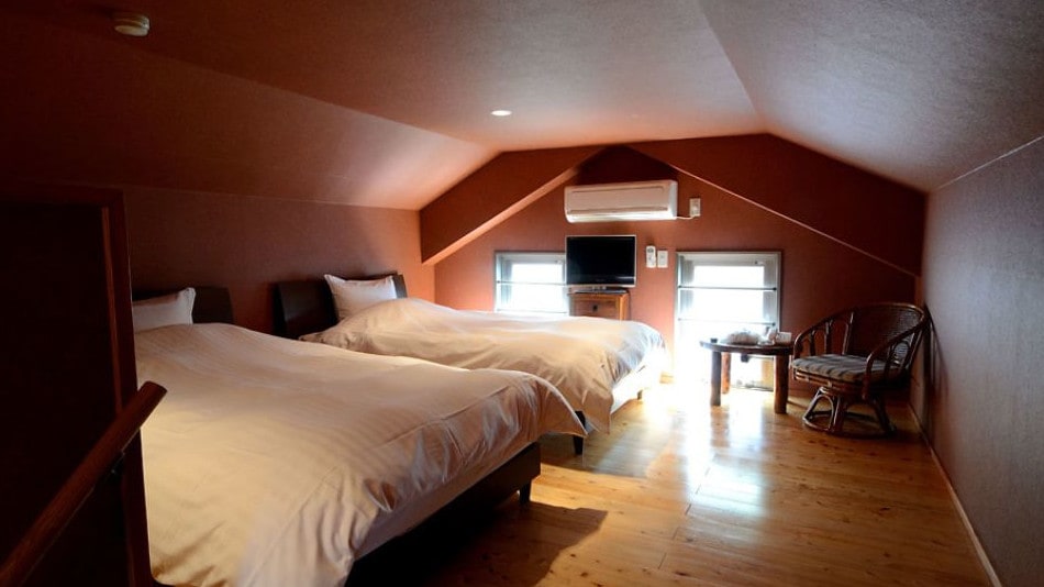 Japanese and Western room with cypress bath (loft type)