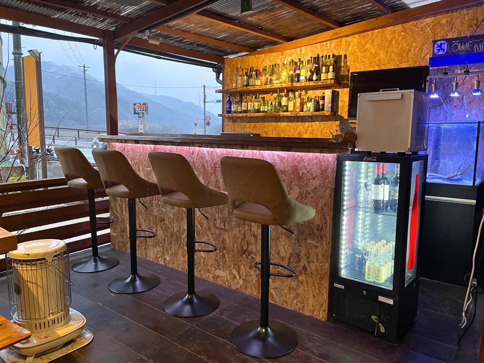 Terrace counter bar