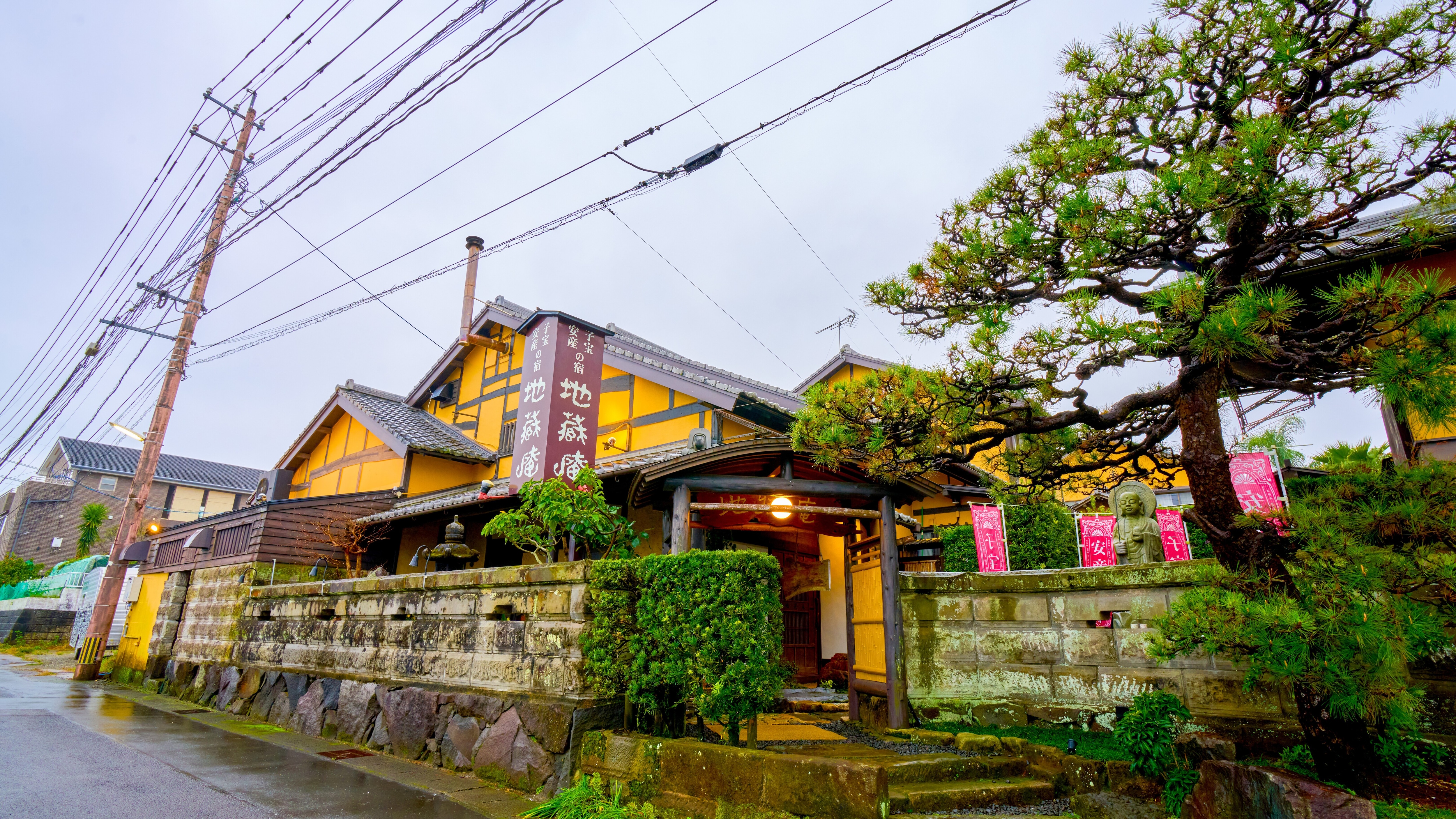 Exterior image