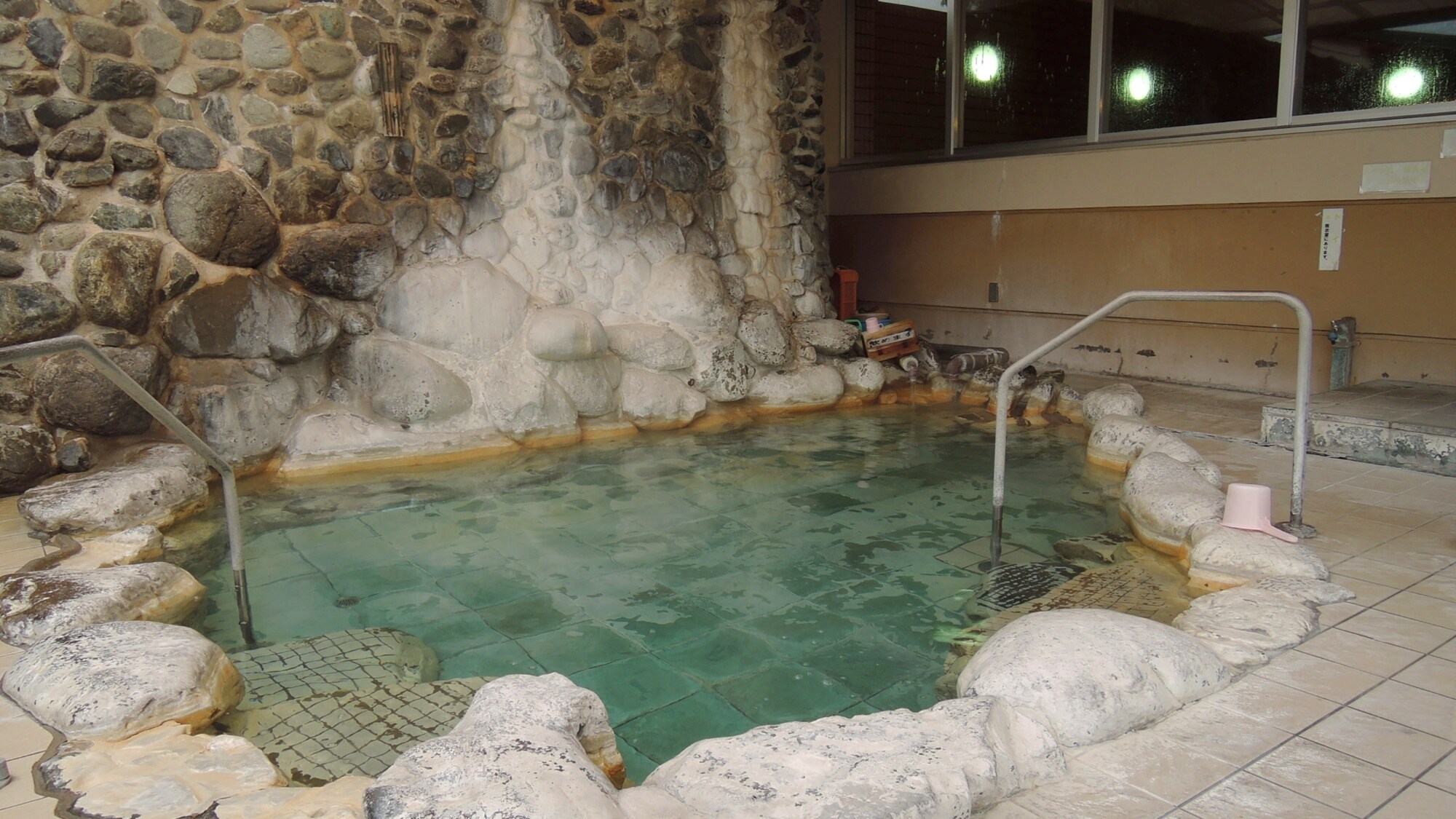 <Open-air bath> A starry sky on a clear day
