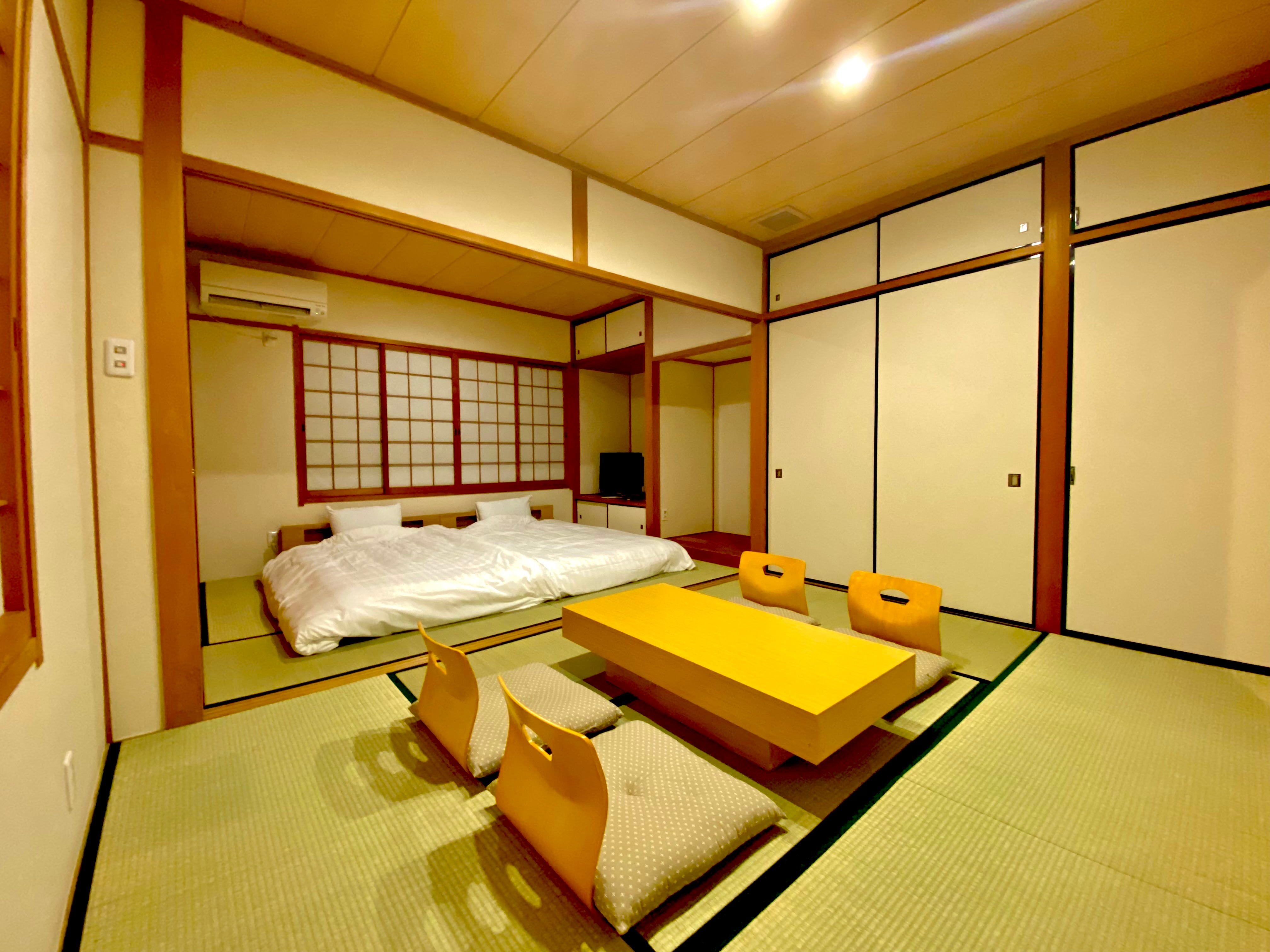 Japanese-style room
