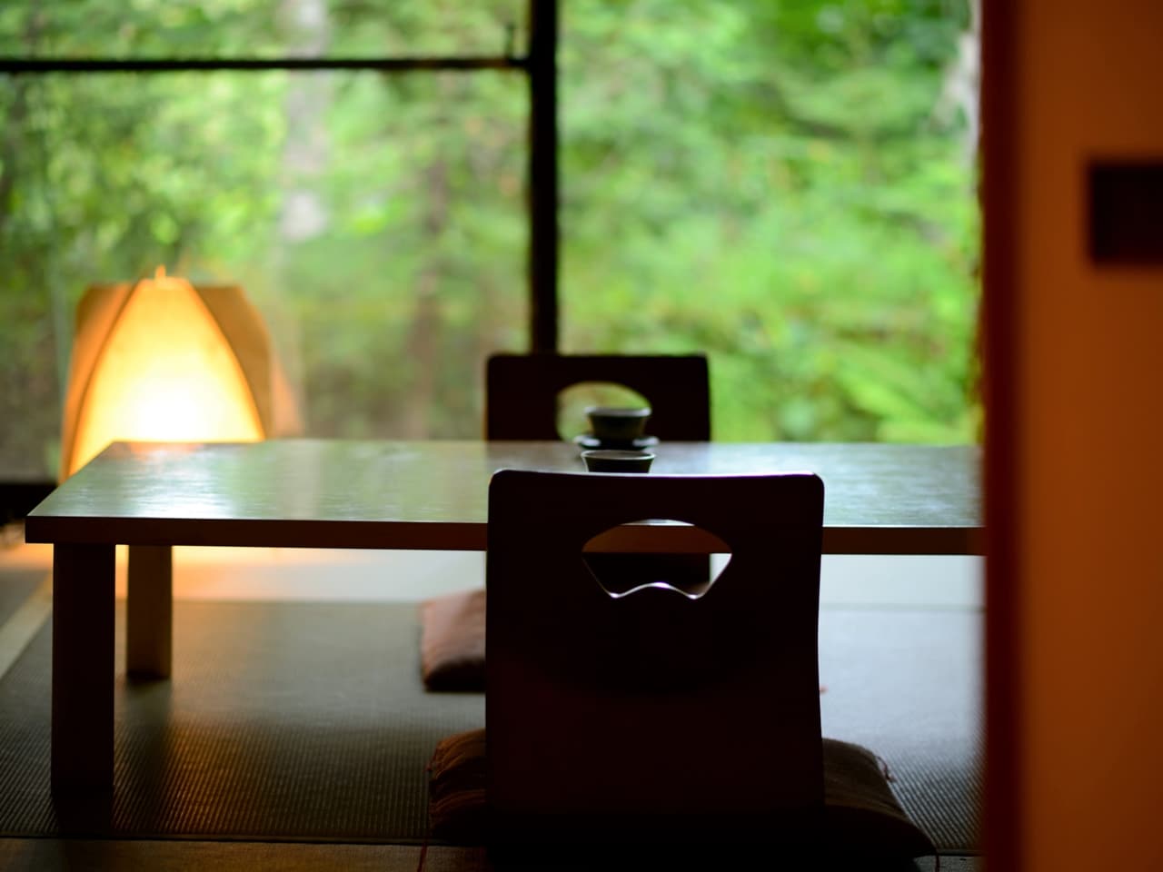 [All rooms are equipped with free Wi-Fi] We have a wide lineup from standard Japanese-style rooms to Western-style rooms.