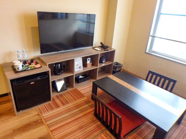 [ห้องพักสไตล์ตะวันตกพร้อมน้ำพุร้อนธรรมชาติ] ห้องพักสไตล์ญี่ปุ่น-ตะวันตกแบบโมเดิร์น ขนาด 30 ตารางเมตร