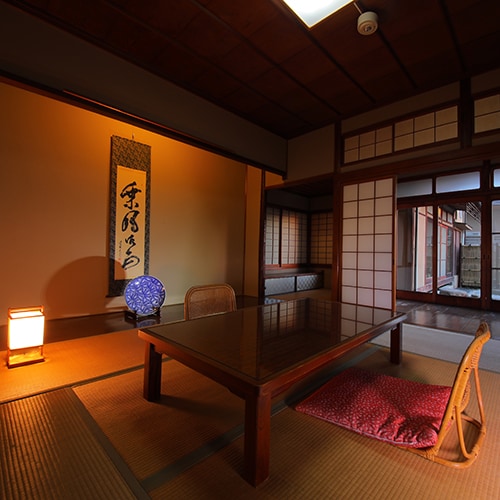 Room example at night
