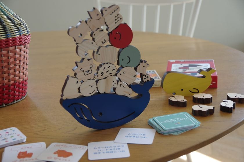 <Water surface only> Animal weaving game