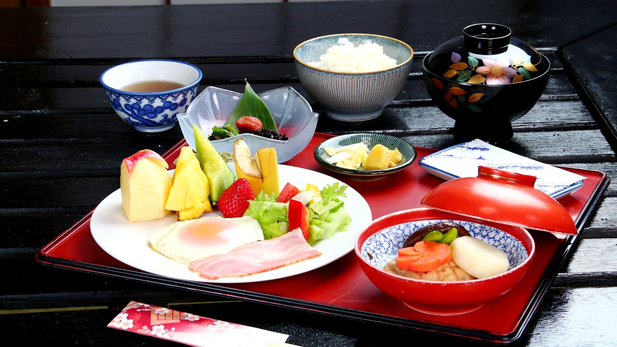[Meals] Breakfast. Home grown vegetables, seasonal fruits, and handmade side dishes permeate your body ... It's a countryside breakfast.