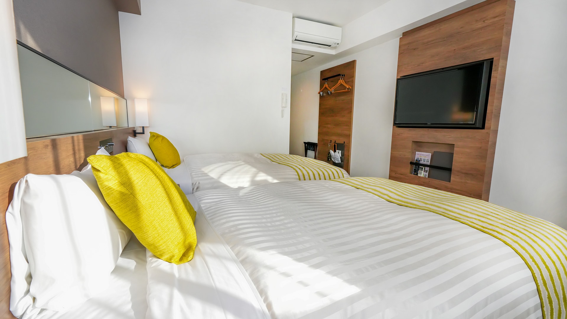Twin room