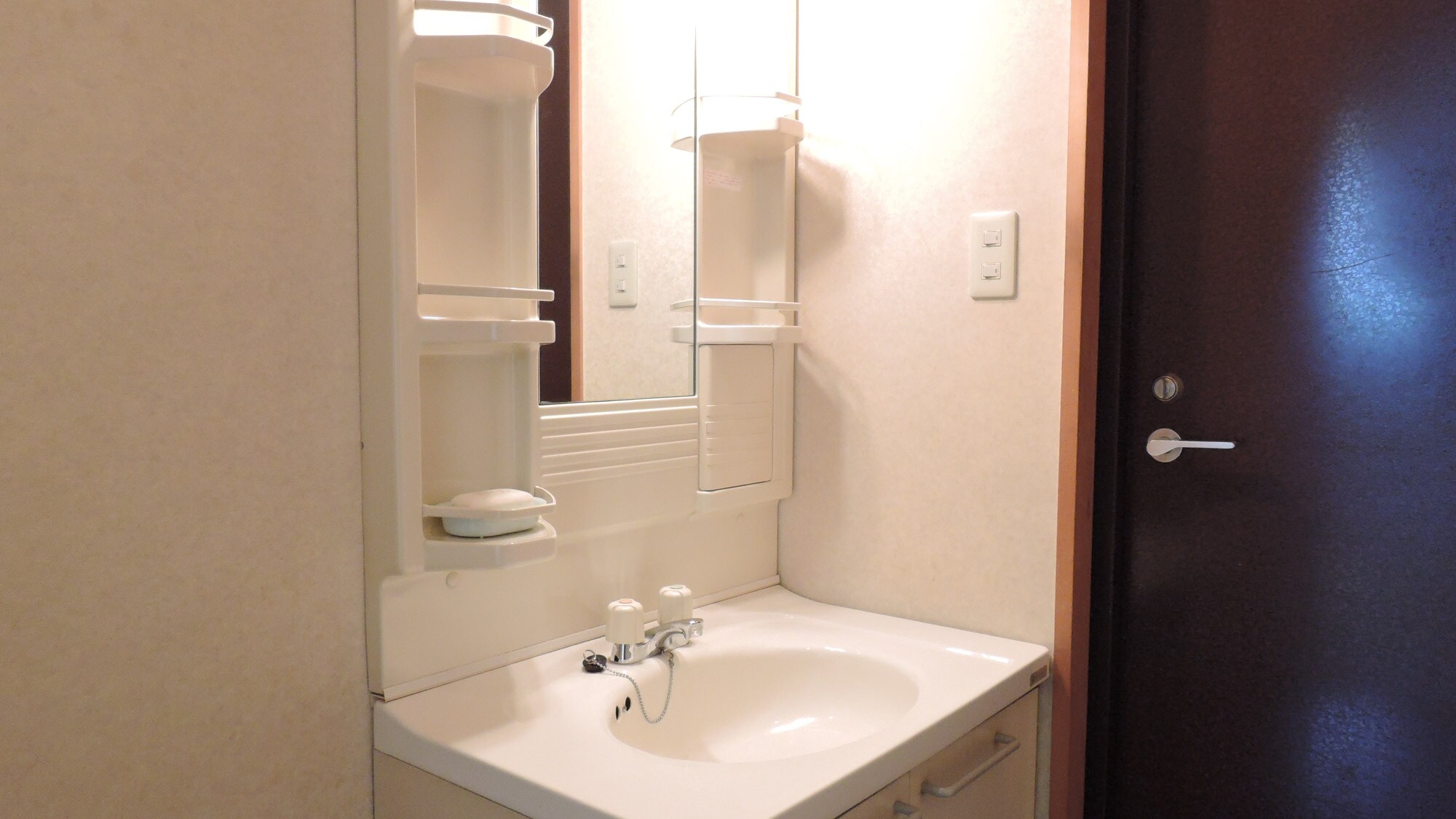 *【Shared washbasin】Please feel free to use it