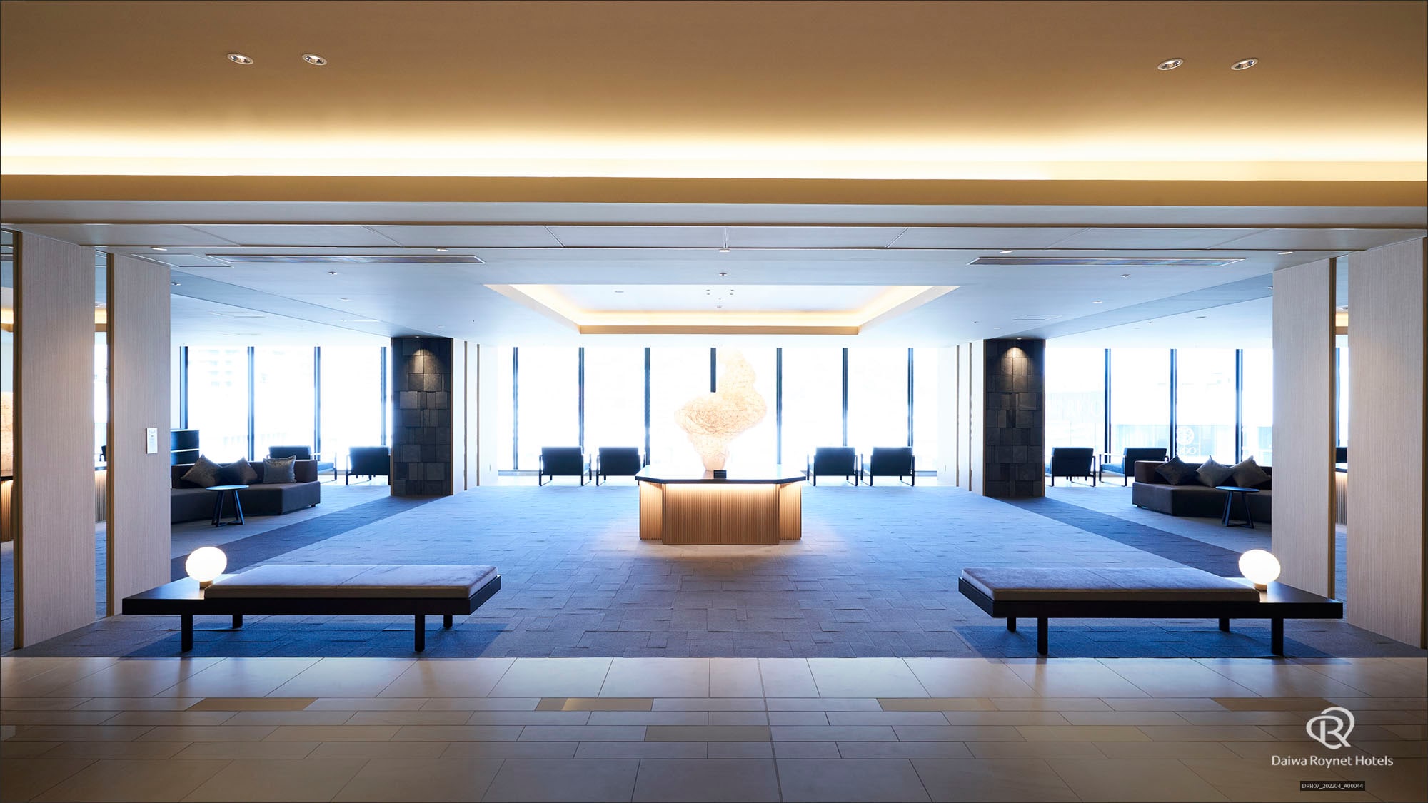 Lobby 18