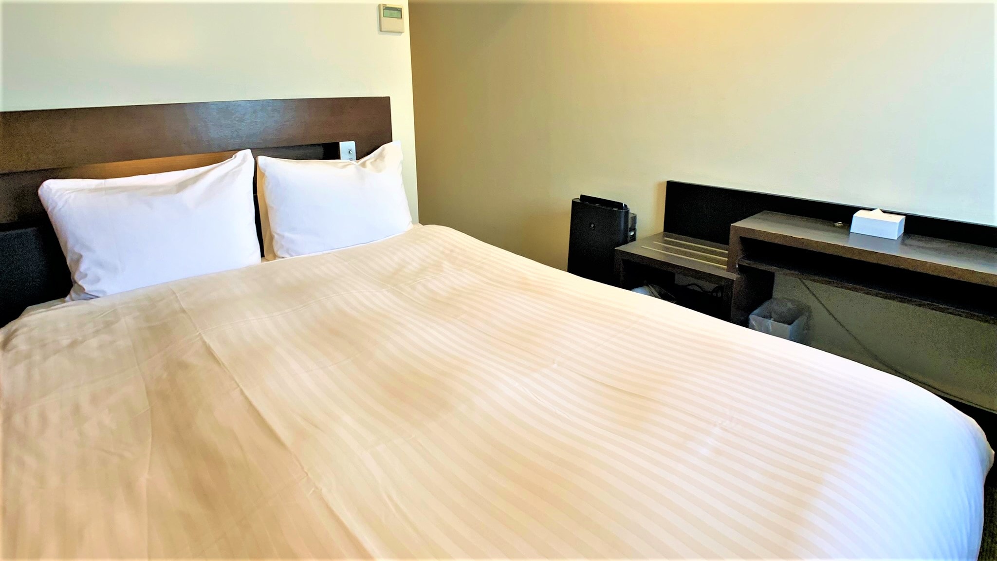 Standard double room ⑥