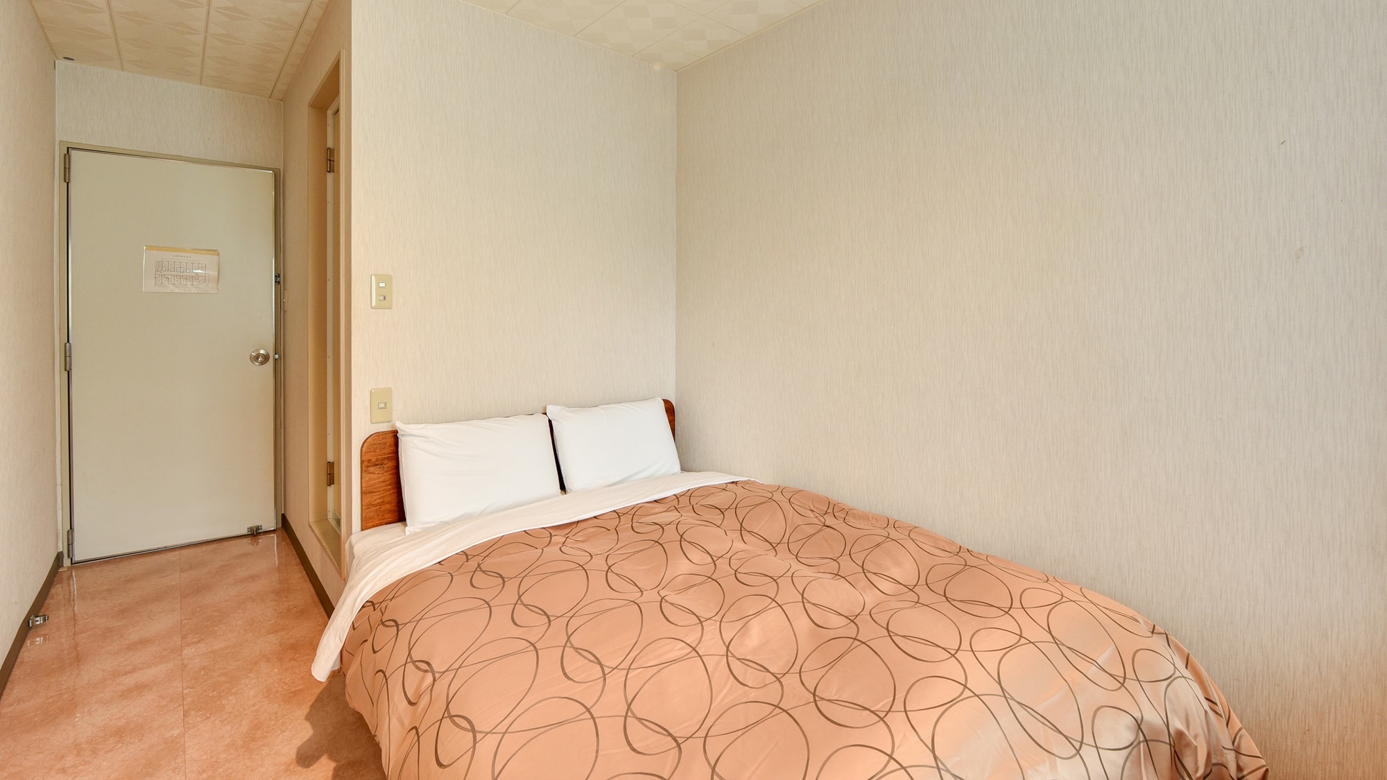 *[Double room example] Free Wi-Fi available! Rooms for 1-2 people