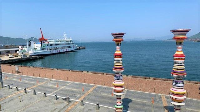 Pemandangan dari Pelabuhan Takamatsu