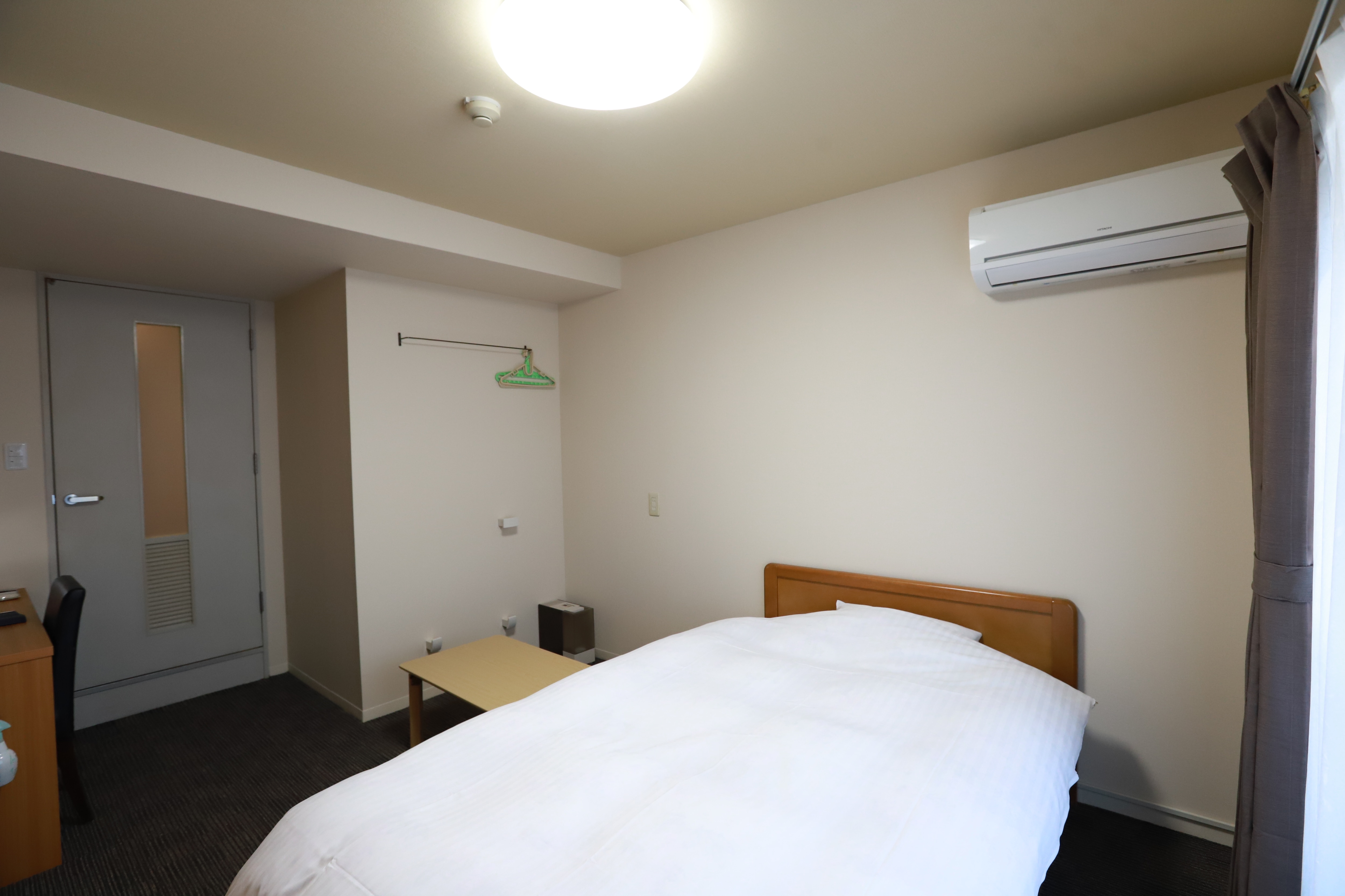 UD Single Room Smoking