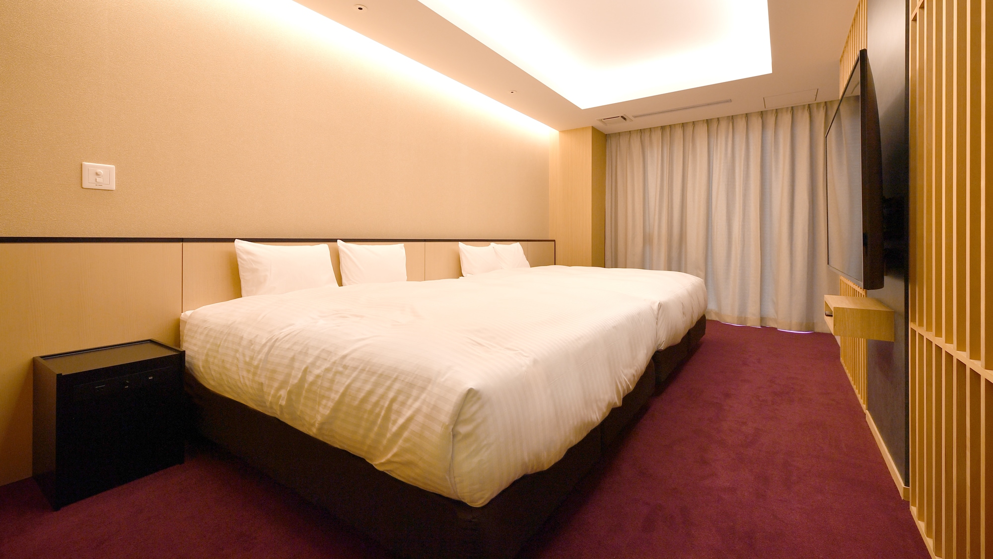 <Separate bathroom and toilet> [Non-smoking] Suite room (1-6 persons)