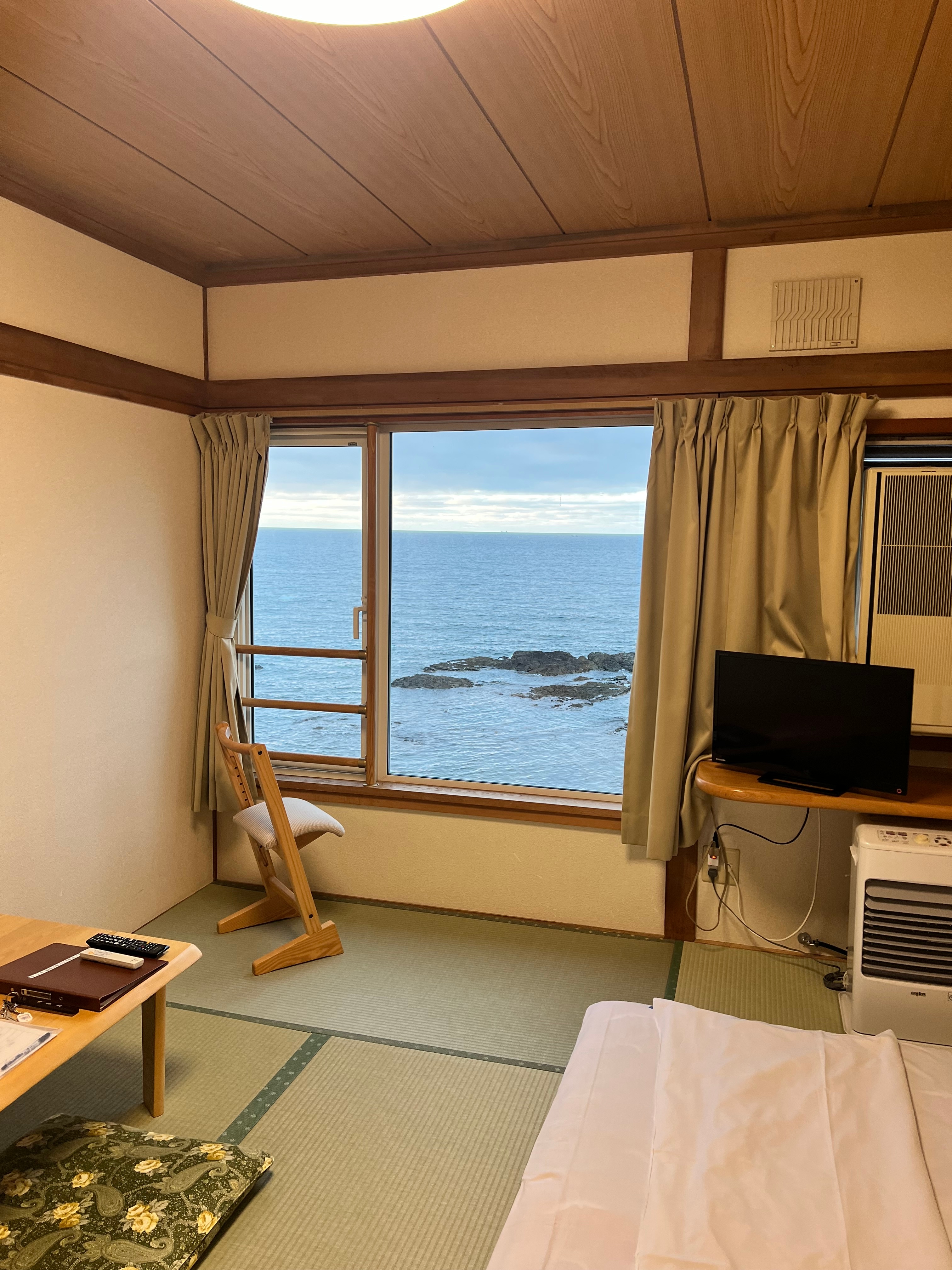 Example of a 6-tatami Japanese-style room