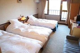 3-4 bedrooms