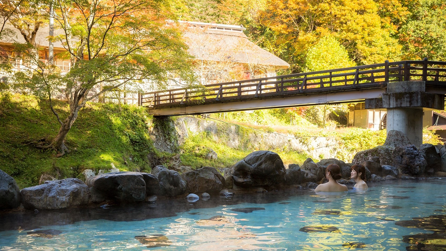 Mixed-bathing open-air bath "Osawa no Yu"
