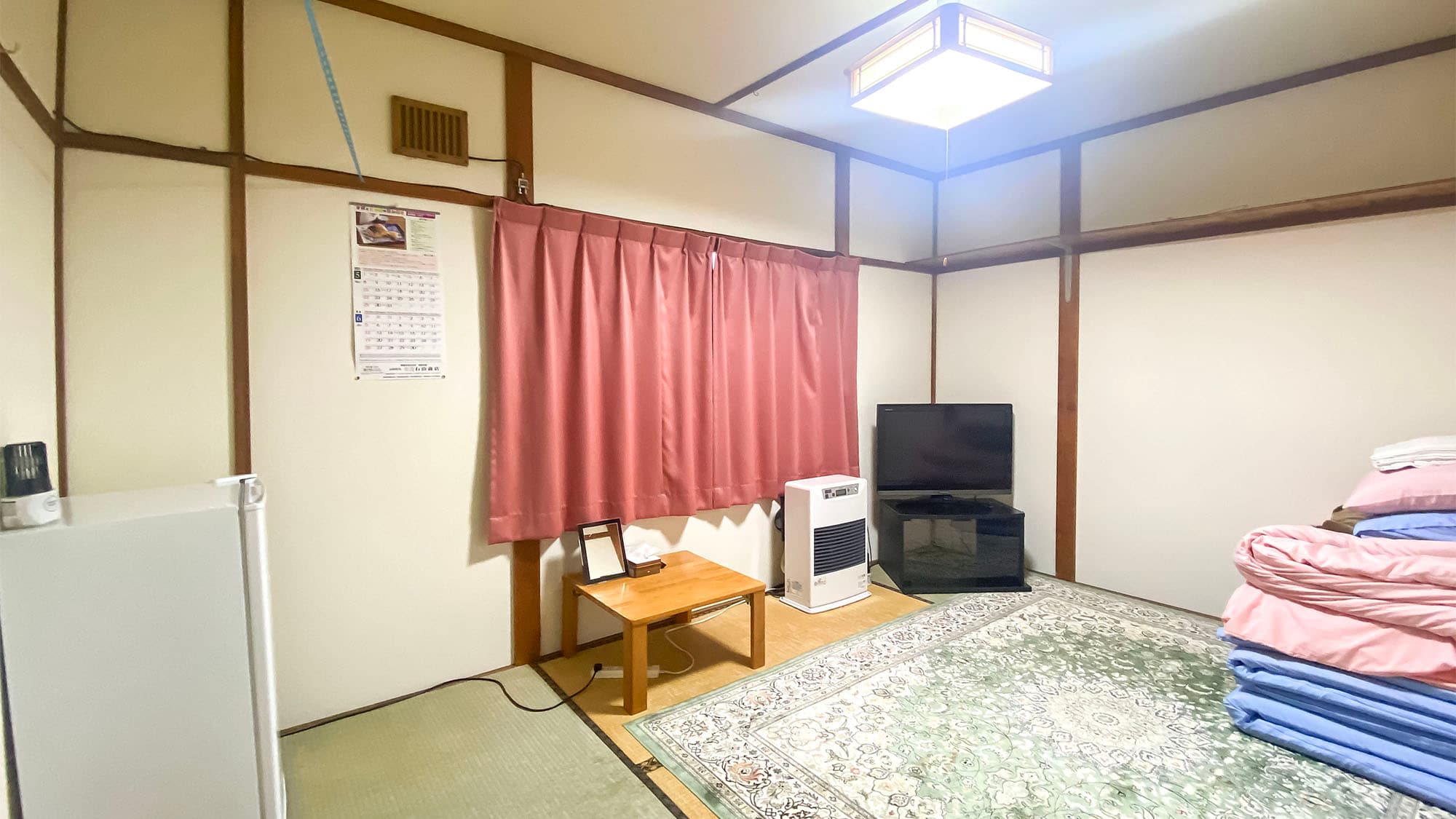 [Example of a room] 6 tatami mats Business trips and long-term stays are welcome♪ Wi-Fi is available, and all rooms come with a TV and refrigerator.