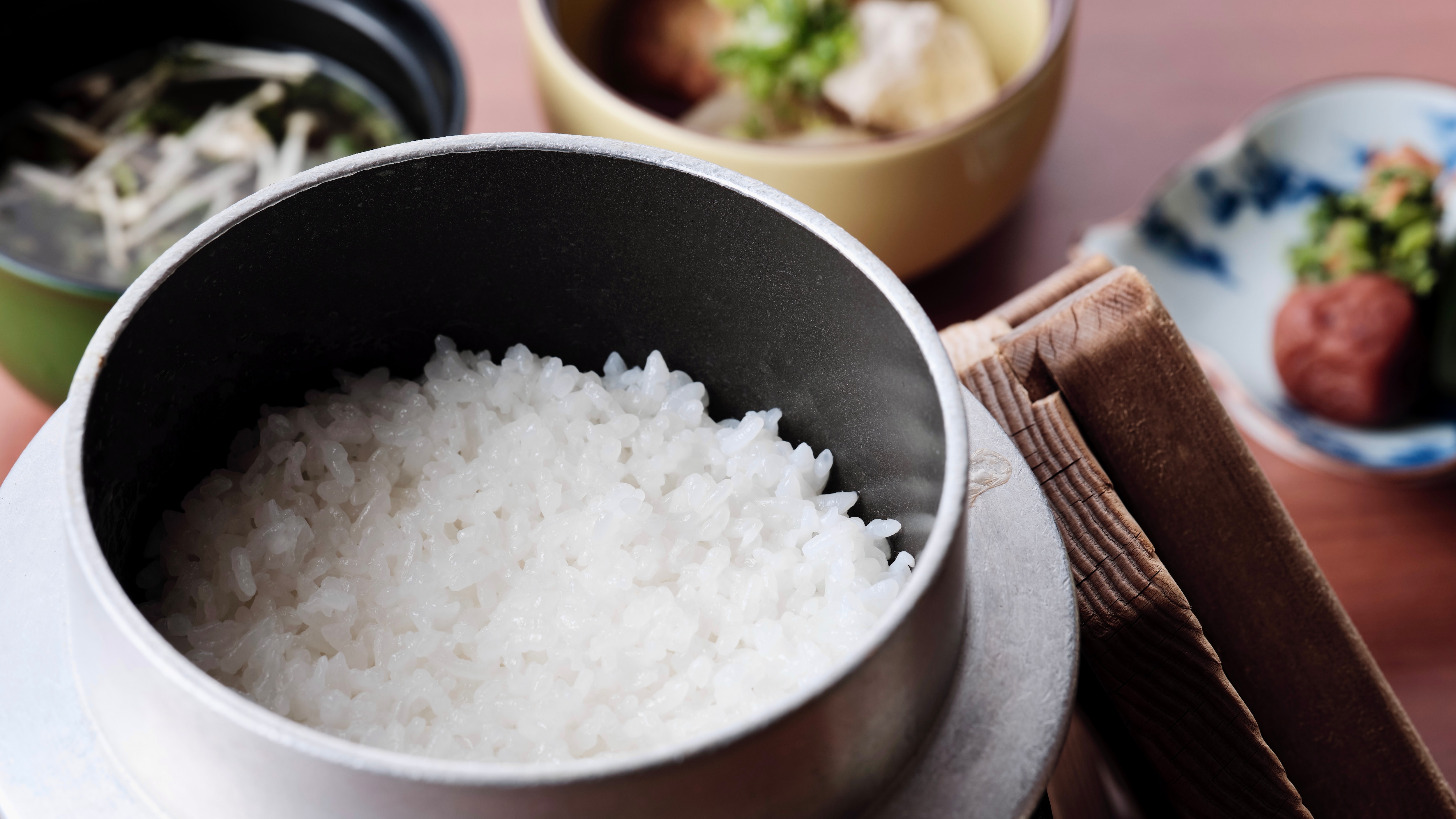 [Breakfast] Our rice, cooked individually for each guest in a special pot, has been very well received by our guests.