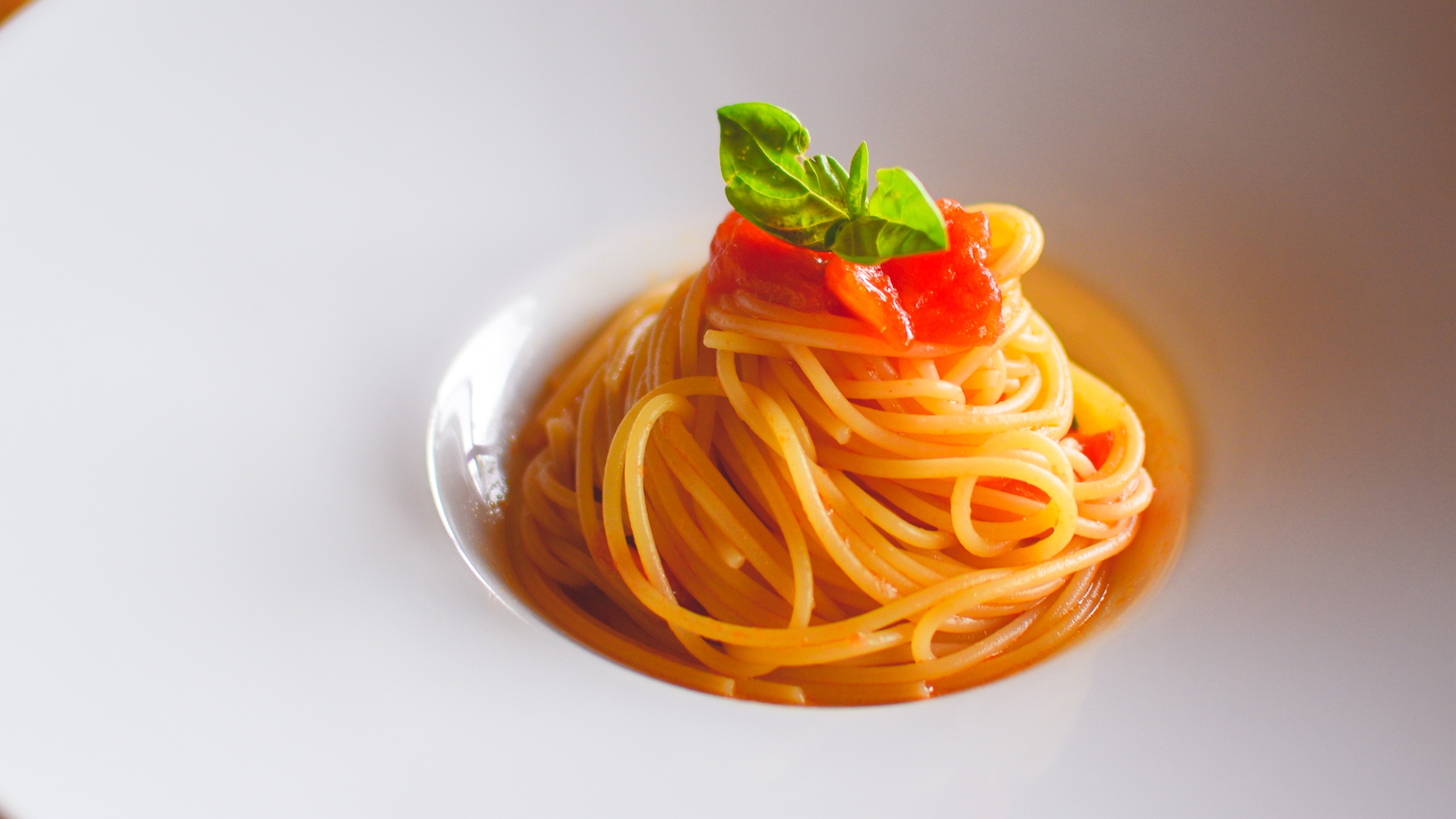 An example of a dinner course. The menu will change depending on the season and the availability of ingredients.