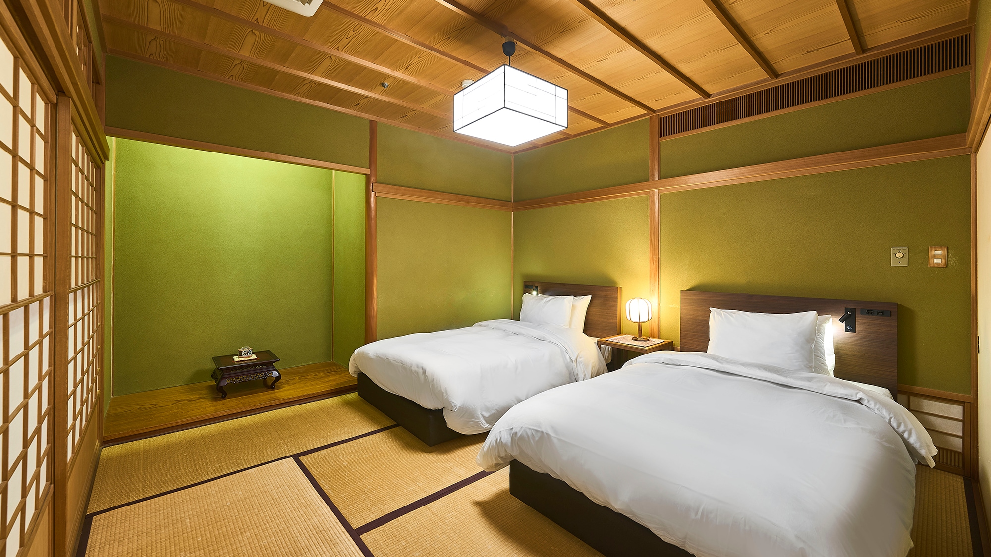 [Yoro Room: Terrace Suite] Equipped with a bedroom, it offers a quiet and comfortable rest.