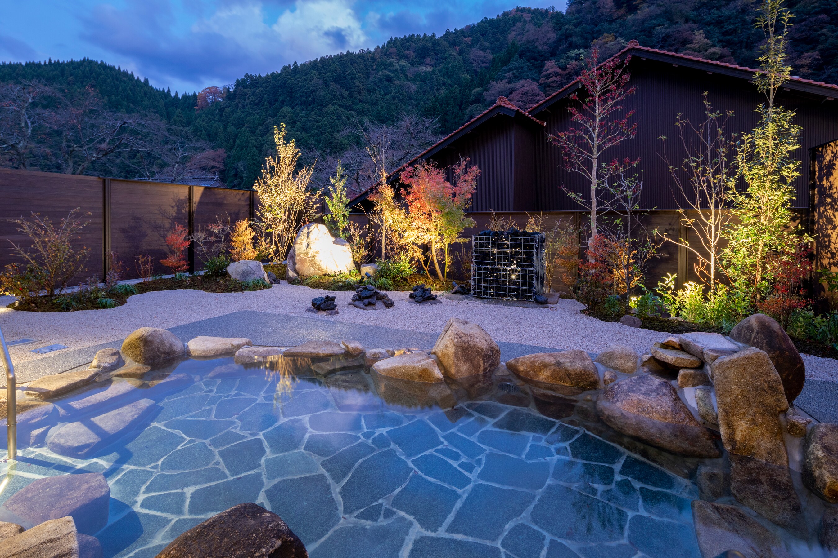 อ่างอาบน้ำแบบเปิดโล่ง