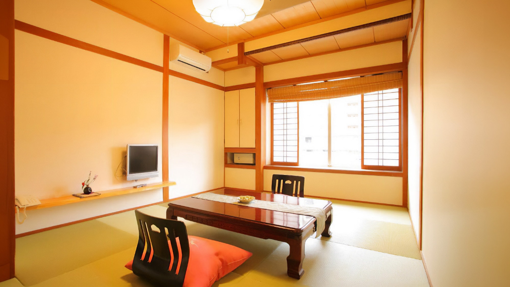 Japanese-style room 6 to 8 tatami mats