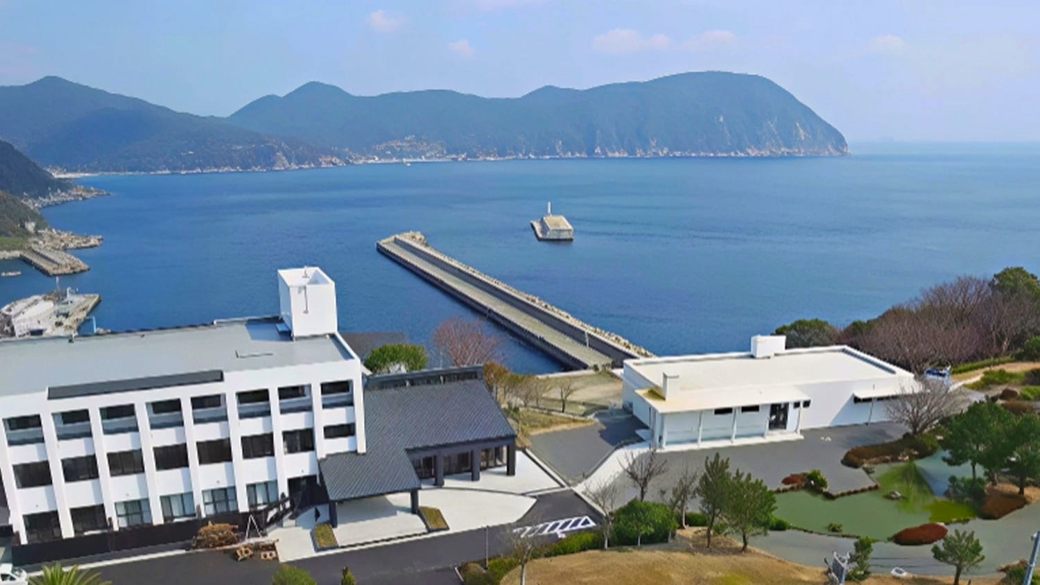 外觀/五島群島度假酒店瑪格麗特奈良尾，距離奈良尾港約5分鐘車程。